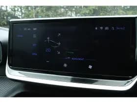 Peugeot 208 thumbnail 24