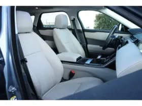 Land Rover Range Rover Velar thumbnail 3