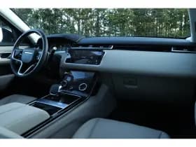 Land Rover Range Rover Velar thumbnail 4