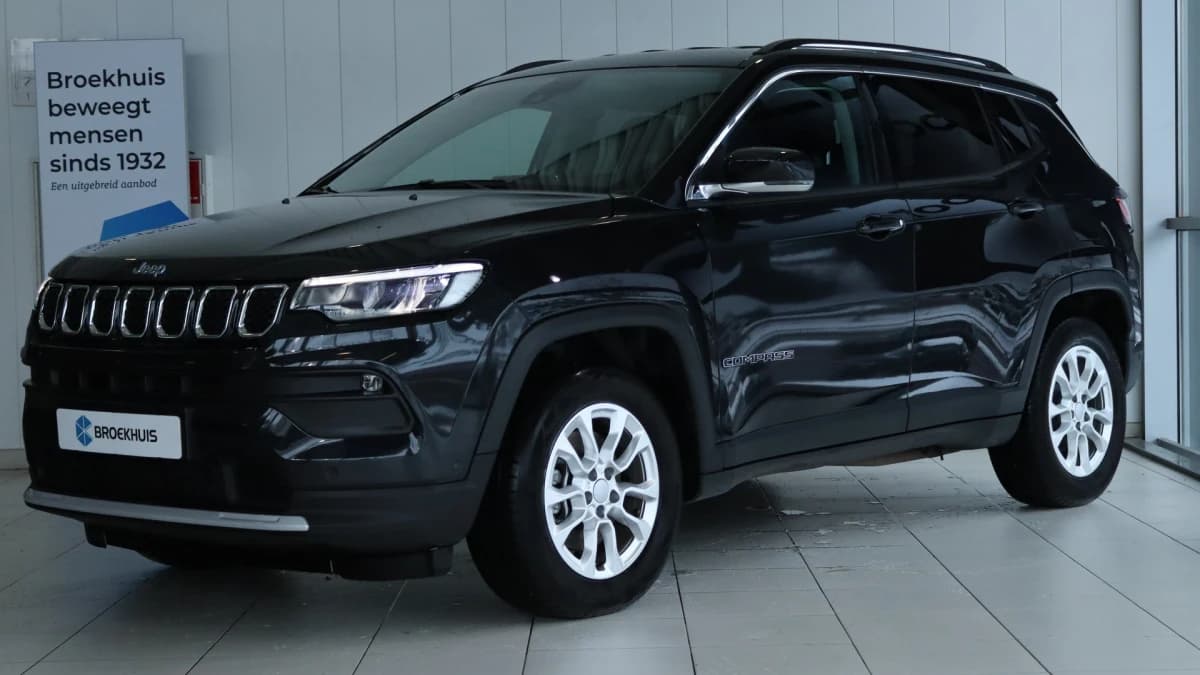 Jeep Compass — foto 1