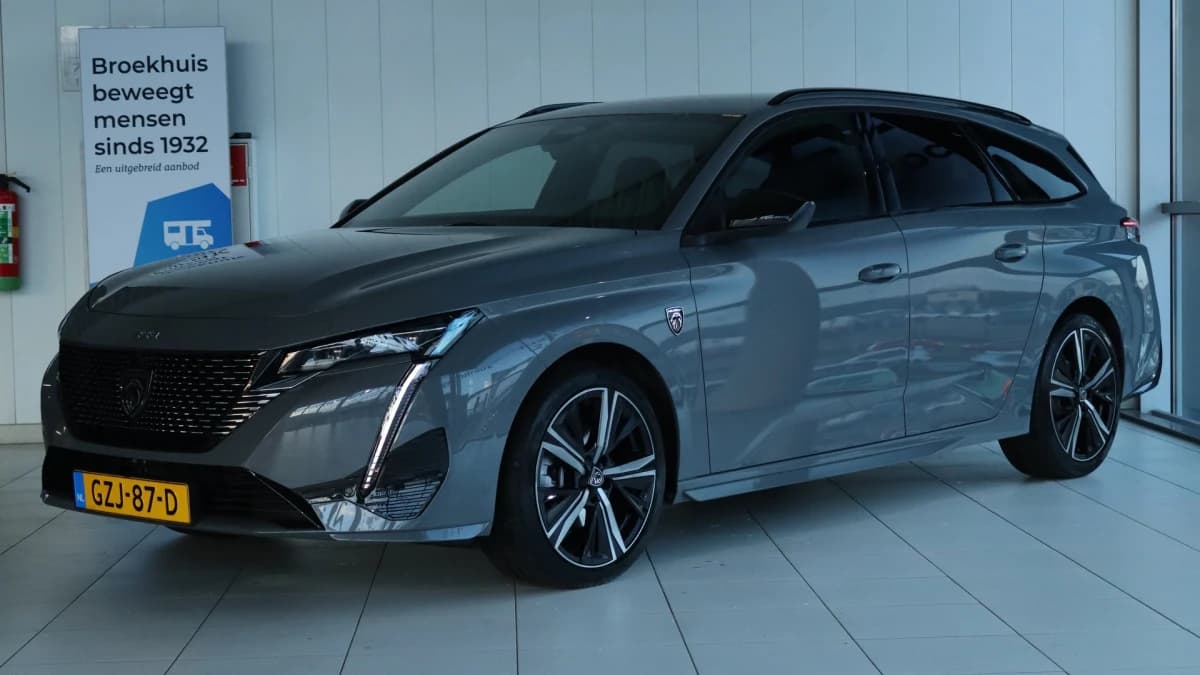 Peugeot 308 — foto 1