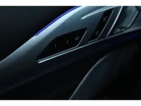 BMW 8-Serie thumbnail 23