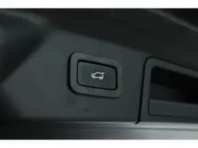 Land Rover Range Rover Velar thumbnail 20