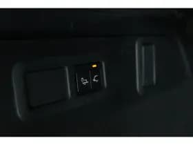 Land Rover Range Rover Velar thumbnail 22