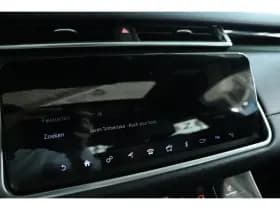 Land Rover Range Rover Velar thumbnail 41