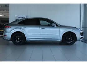 Porsche Cayenne thumbnail 13