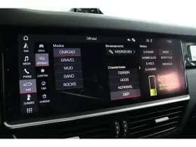 Porsche Cayenne thumbnail 36