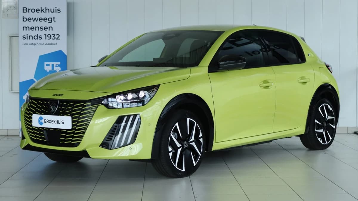 Peugeot e-208 — foto 1