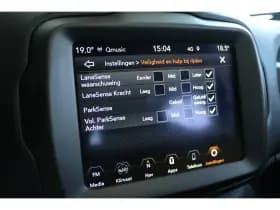 Jeep Renegade thumbnail 27
