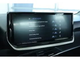 Peugeot 208 thumbnail 26