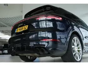 Porsche Cayenne thumbnail 14