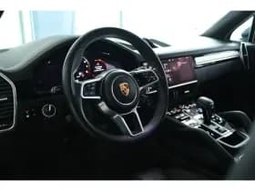 Porsche Cayenne thumbnail 28