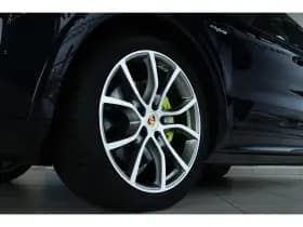 Porsche Cayenne thumbnail 8