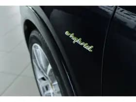 Porsche Cayenne thumbnail 10