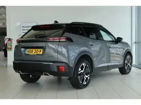 Peugeot 2008 thumbnail 2