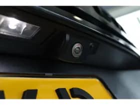 Land Rover Range Rover Velar thumbnail 17