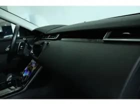 Land Rover Range Rover Velar thumbnail 21