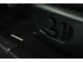 Land Rover Range Rover Velar thumbnail 23