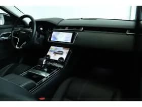 Land Rover Range Rover Velar thumbnail 4