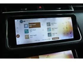 Land Rover Range Rover Velar thumbnail 31
