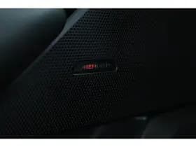 Land Rover Range Rover Velar thumbnail 35