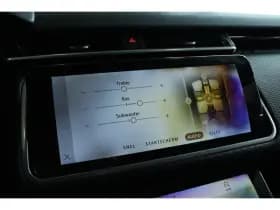 Land Rover Range Rover Velar thumbnail 36