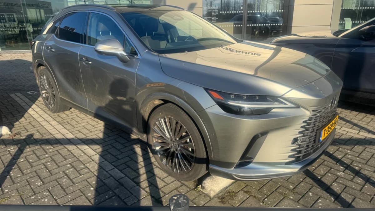 Lexus RX — foto 1