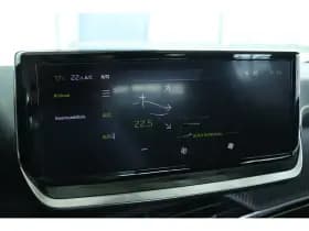 Peugeot e-208 thumbnail 10
