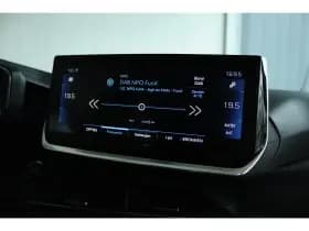 Peugeot 208 thumbnail 18