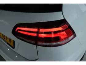 Volkswagen Golf thumbnail 13