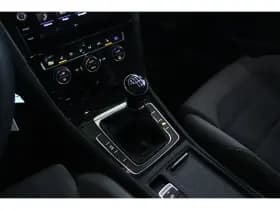 Volkswagen Golf thumbnail 19