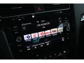Volkswagen Golf thumbnail 24