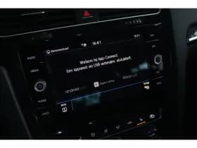 Volkswagen Golf thumbnail 25