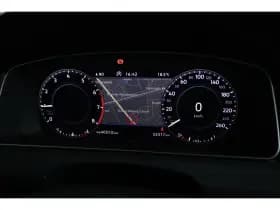 Volkswagen Golf thumbnail 33
