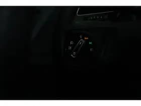 Volkswagen Golf thumbnail 34