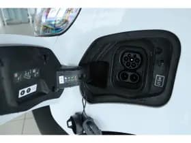 Opel Vivaro-e thumbnail 6