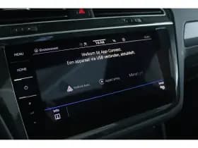 Volkswagen Tiguan thumbnail 36