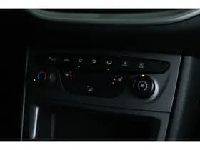 Opel Astra Sports Tourer thumbnail 16