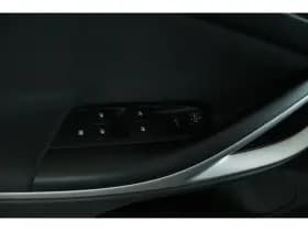 Opel Astra Sports Tourer thumbnail 26