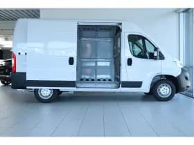 Opel Movano thumbnail 11