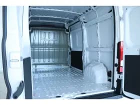 Opel Movano thumbnail 16