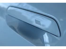 BMW i4 thumbnail 13