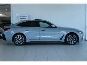 BMW i4 thumbnail 17