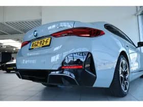 BMW i4 thumbnail 18