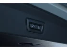 BMW i4 thumbnail 22