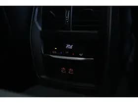 BMW i4 thumbnail 26