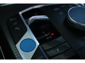 BMW i4 thumbnail 35