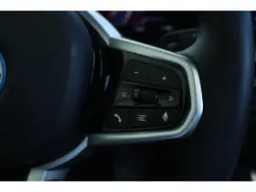 BMW i4 thumbnail 50