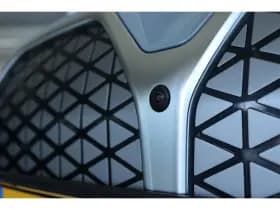 BMW i4 thumbnail 8