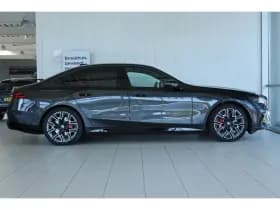 BMW i5 thumbnail 16